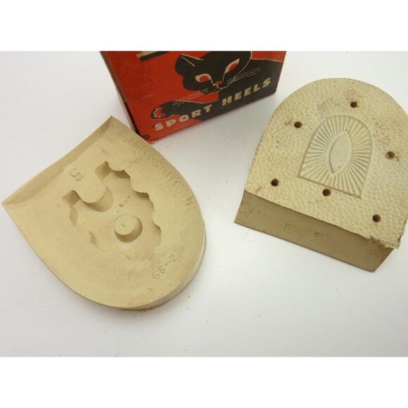 Vintage Cat's Paw Non-Slip Sport Heels 5 Black Cat in Original Box - Picture 2 of 4